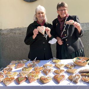 Goldhaubenfrauen