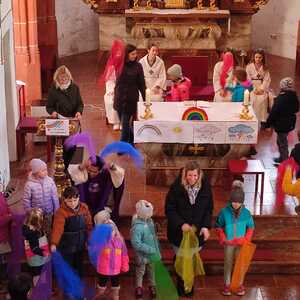 'Im Zeichen des Regenbogens'